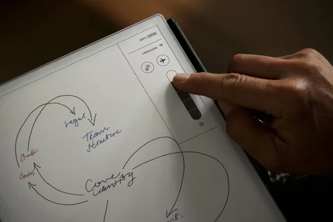 Showcasing the adjustable reading light feature on reMarkable Paper Pro.